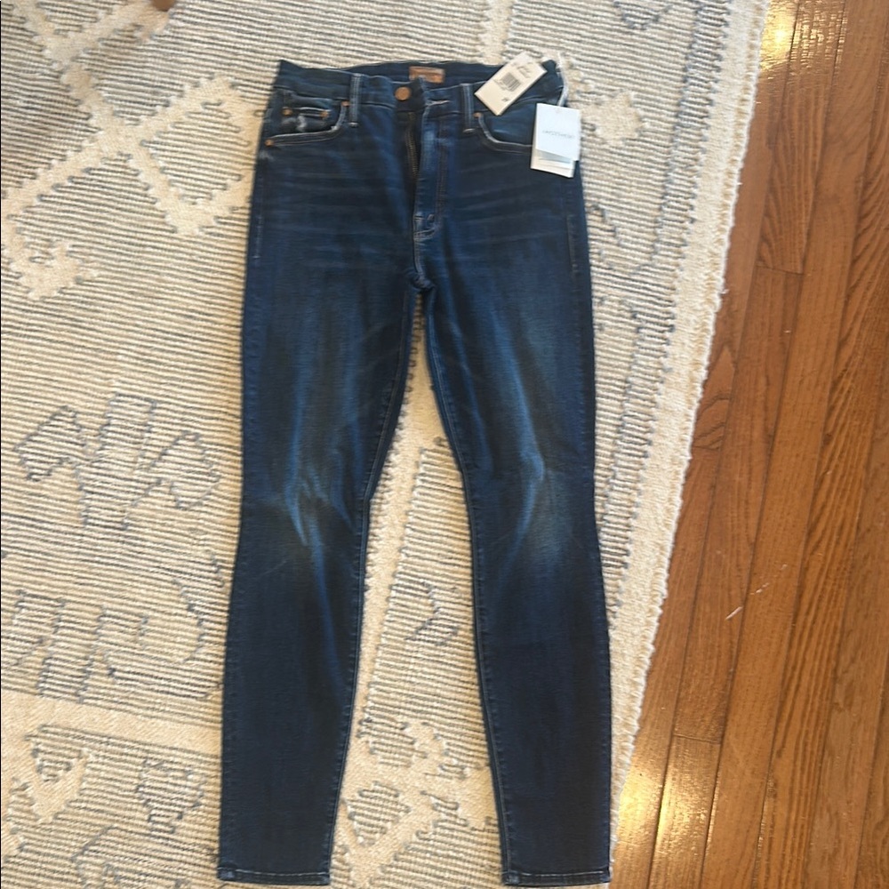 MOTHER - Skinny Jeans  - High Waisted Looker - New With Tags NWT - Size 27